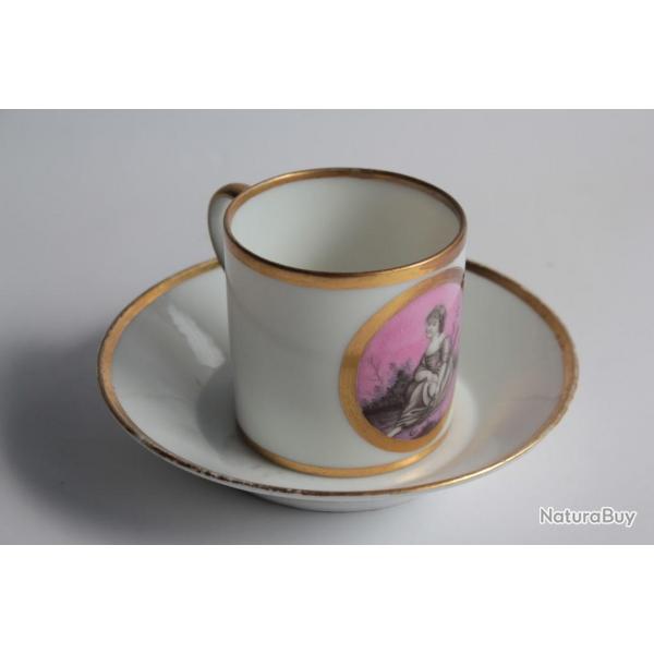 Tasse litron porcelaine Vieux Paris XIXe sicle