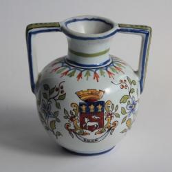Vase faïence armoiries Rouen Fourmaintraux-Courquin Desvres