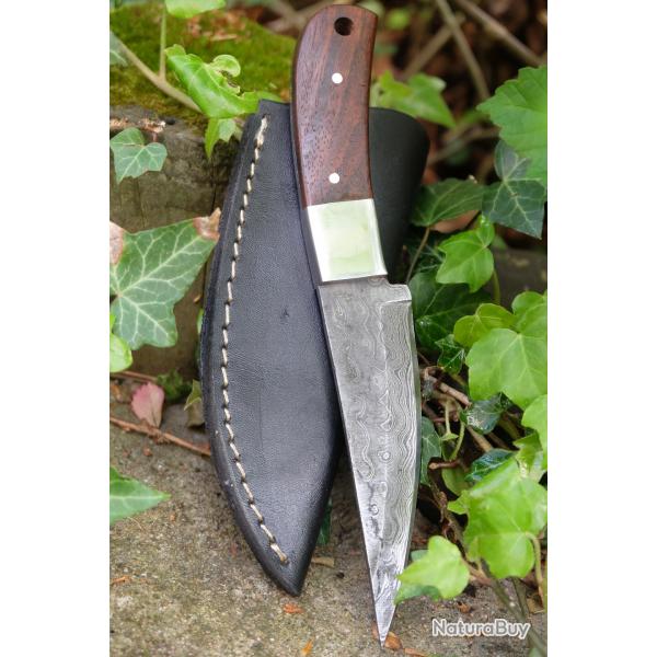 Couteau de Chasse Damas Lame Trailing Point 256 Couches Manche Bois Fabr Artisanale Etui Simili Cuir