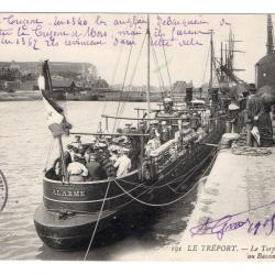 CPA - LE TREPORT. Le Torpilleur ALARME au Bassin N°1065