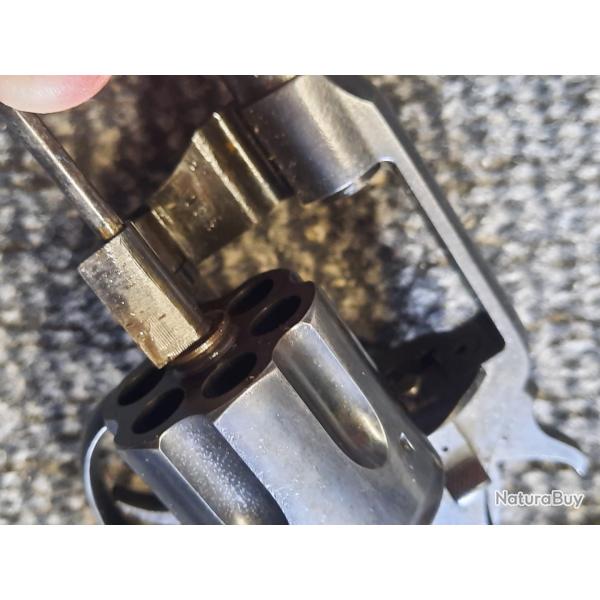 Revolver 38 colt 1895