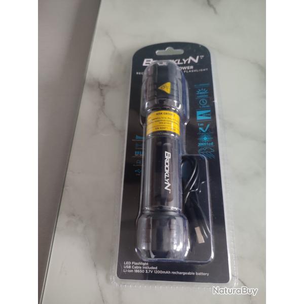 Lampe torche rechargeable