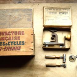 Caissette de rechargement  manufacture d'armes de Saint Etienne