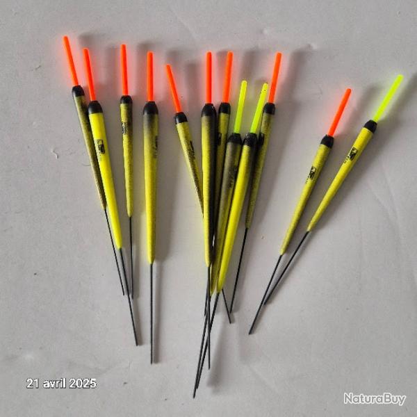 Lot de 12 flotteurs diffrents de la mme collection , Sensas
