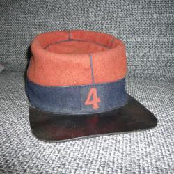 KEPI OU SHAKO TROUPE DU 2D EMPIRE NAPOLEON III OU DE LA GUERRE DE 1870-1871