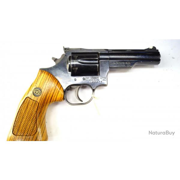 Revolver Dan Wesson 714 357 Magnum 4&quot;