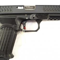 Pistolet Bul Axe cleaver 9x19 4"