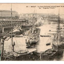 CPA- Marine Militaire -BREST - Port Militaire - Entrée d'un Transport N°1072