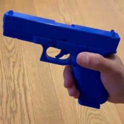 Blue Gun articulé - Réplica Glock 17 - Assemblé