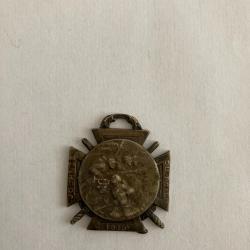 medaille " journée du poilu 1915 "