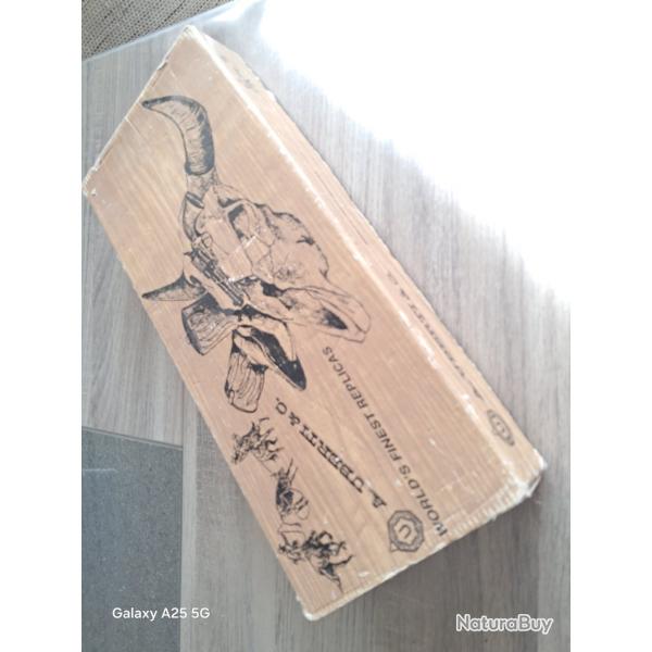 Bote en carton uberti