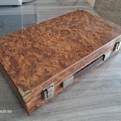 Grand coffret arme de poing