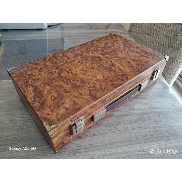 Grand coffret arme de poing