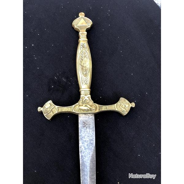 EPEE MACONNIQUE