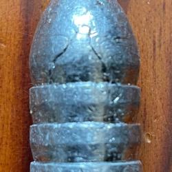 125 OGIVES DE TYPE MINIE, calibre 58 (575), poids (33 grammes) et poids (30,55 grammes).