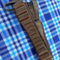 Cartouchière cuir cal12