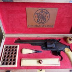 EXTRAORDINAIRE SMITH ET WESSON 44 RUSSIAN