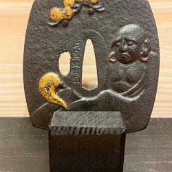 Très rare Tsuba au bouddha signé