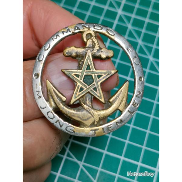 INSIGNE COMMANDO NORD VIETNAM NUMERO 20 1 ER MODELE, FABRICATION LOCALE GUERRE D' INDOCHINE