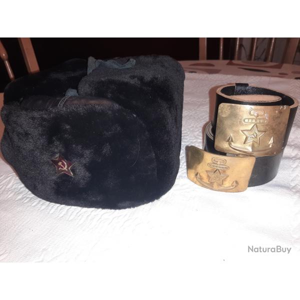 Lot Russe URSS 1 Ushanka - Chapka avec insigne et 2 ceinturons Marine Sovitique