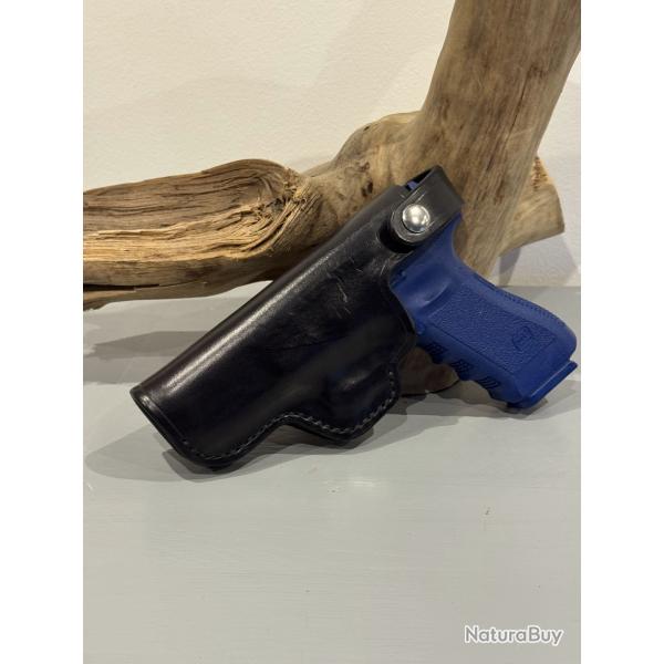 Etui en cuir pour Glock 17 pour gaucher.