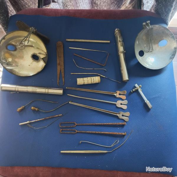 lot d'anciens instruments mdicaux / mdecine