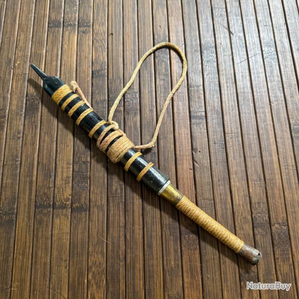 PETIT COUTEAU DHA DANS SON FOURREAU