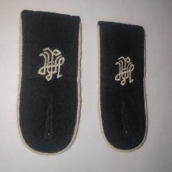 Épaulettes  noires  Allemand ww2   A11
