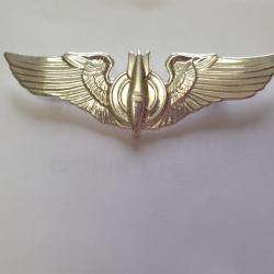 Insigne métal brevet pilote  8,2cm   en reproduction  P.12