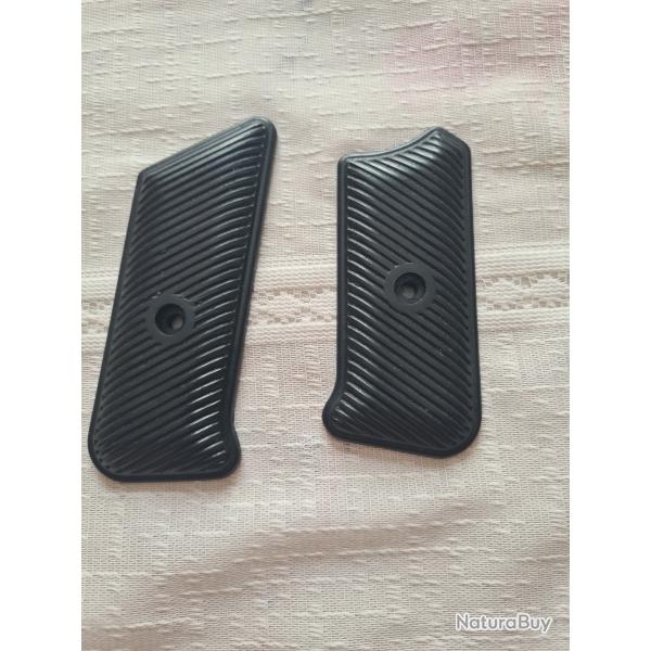 Paire de  plaquettes    STG44   Q1012