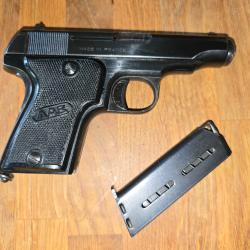 PISTOLET MAB C 7.65