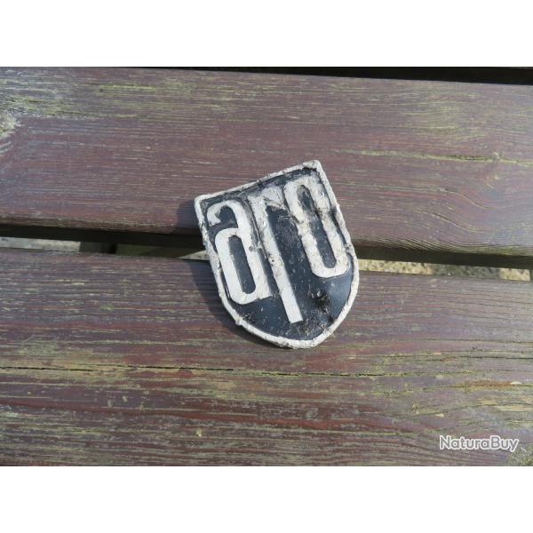 ANCIENNE PLAQUE  auto de MARQUE ARO (automobiles roumaines) - Rpublique tchque (Vers 1960)
