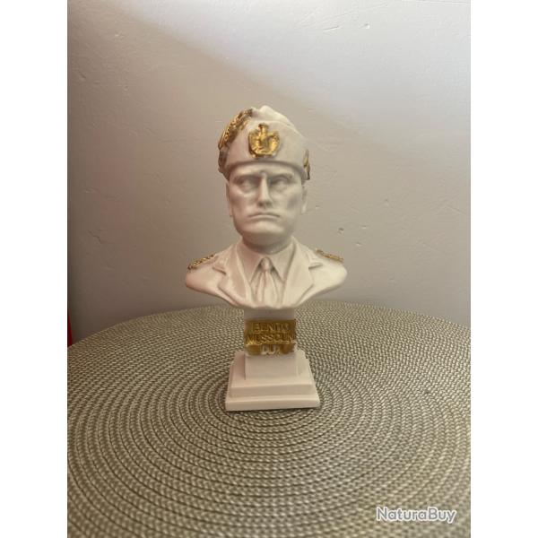 Buste Benito Mussolini