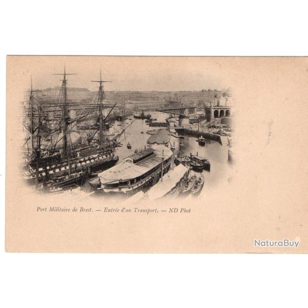 CPA - Port Militaire de Brest -Entre d'un Transport - N1156