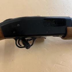Fusil à pompe canon lisse Mossberg