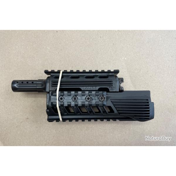 Garde-main avec tube d'emprunt de gaz AK47 TDI
