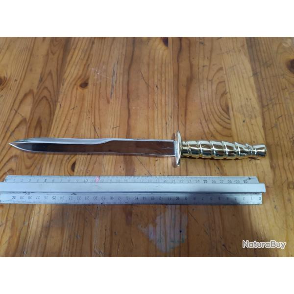 Dague ancienne manche bronze marine  scaphandrier ou chasse a dtermin