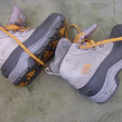 chaussures de randonnée enfant taille "the North face"32