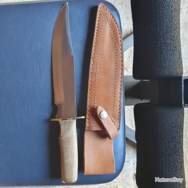 Dague de chasse couteau et etui