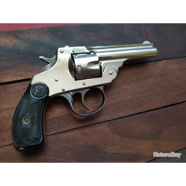 Magnifique Iver & Johnson calibre 32sw