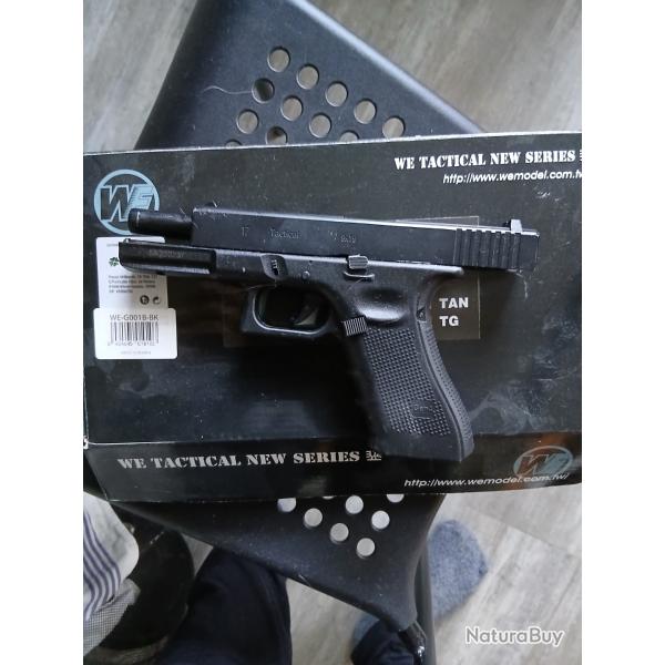 Airsoft Glock 17 upgrader plus deux chargeurs