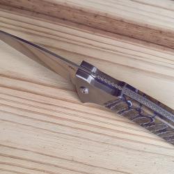 COUTEAU TYPE CHASSE / MOLAIRE DE MAMMOUTH / TITANE