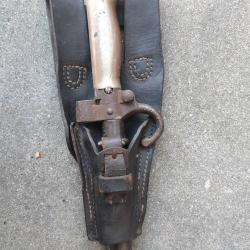 Baïonnette de fusil Lebel 86 93 au numéro dans son jus de grenier