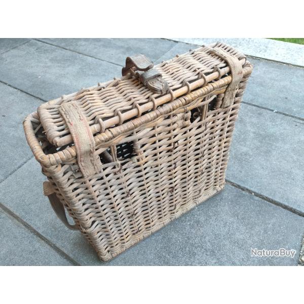 Panier  obus / container allemand WW2 pour canon de 7.5 cm jus de grenier