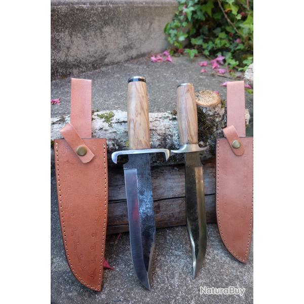Lot de 2 Poignard Bowie Couteau Chasseur Ours Lame Acier Carbone 1075 Manche Bois Etui Cuir Artisan
