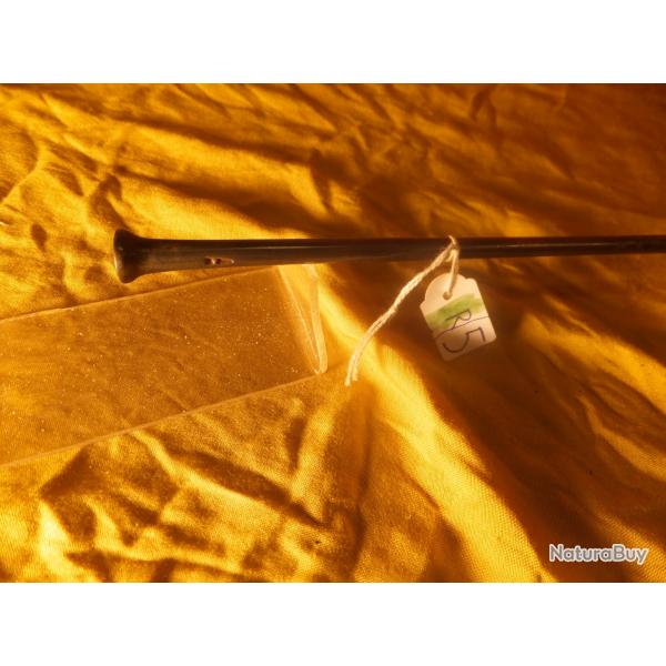 Baguette de type : fusil rglementaire.  ancienne                                         .   (R 5)