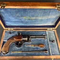 MAGNIFIQUE REVOLVER DEVISME calibre 9mm