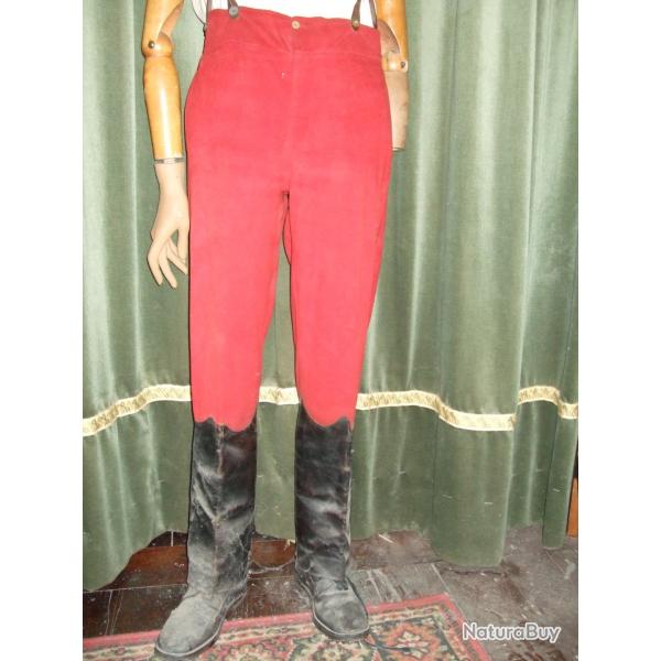 Pantalon  basanes de Cavalerie lourde ( Uniformes de collection .)