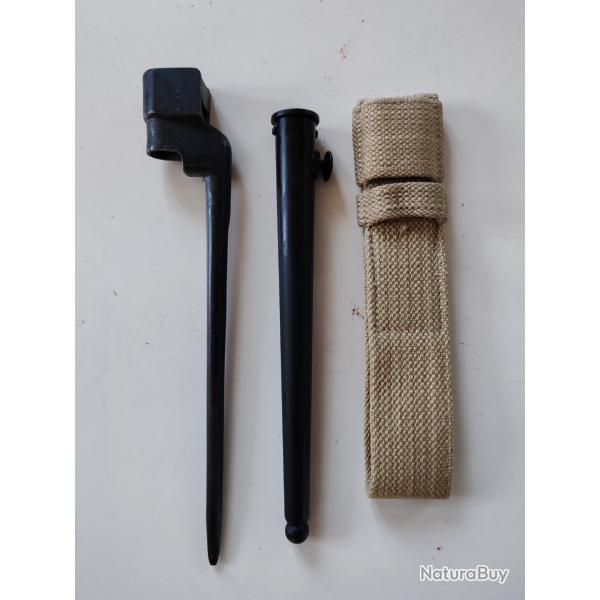 BAONNETTE CLOU TYPE SPIKE