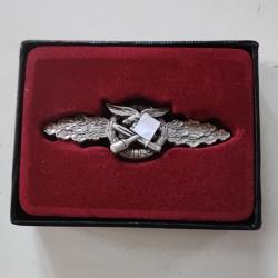 INSIGNE METAL DES COMBATS RAPPROCHÉS,WH,MODELE 2